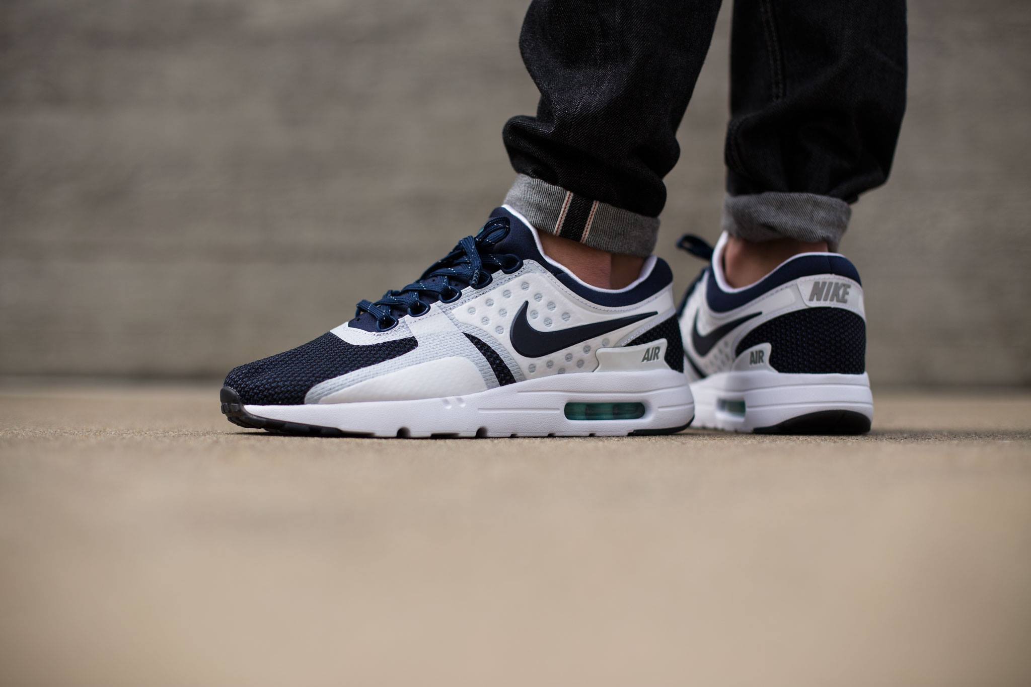 Nike air max zero on foot best sale